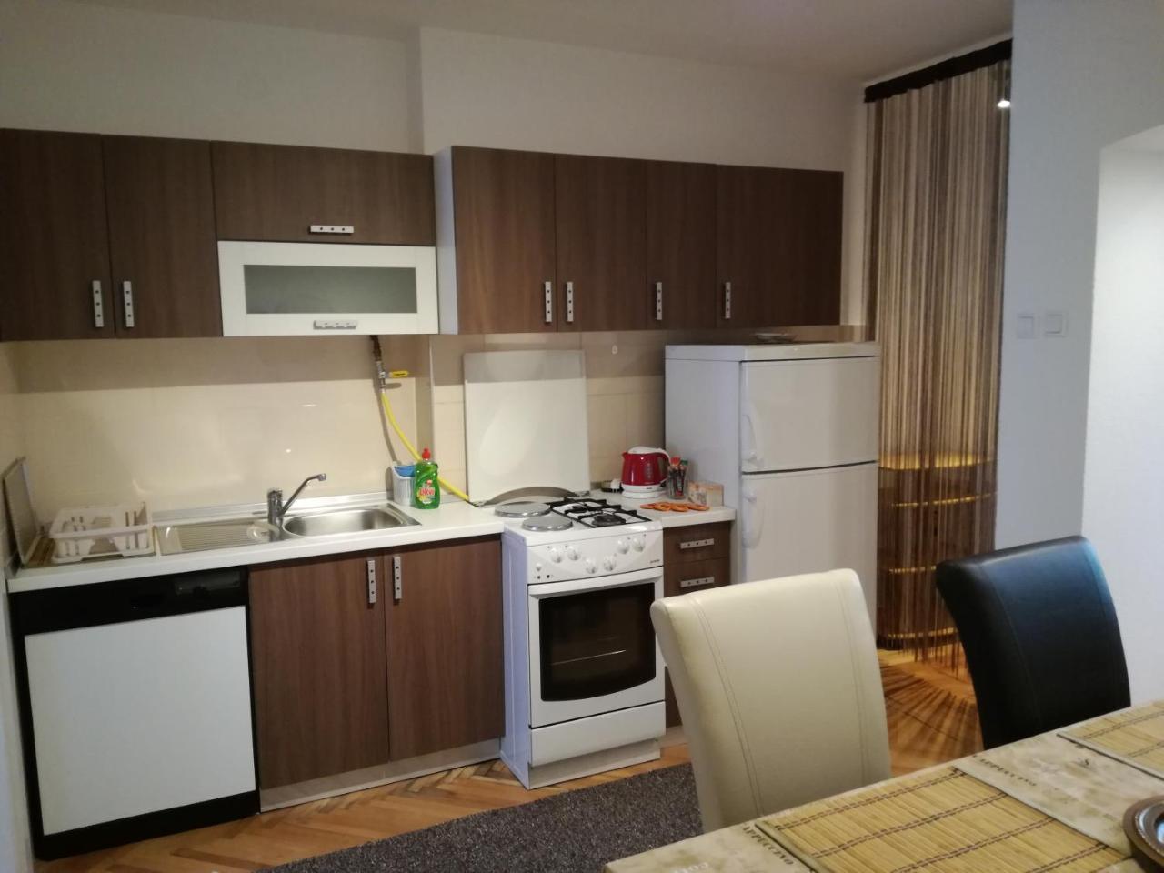 Apartman Ane Сараево Экстерьер фото