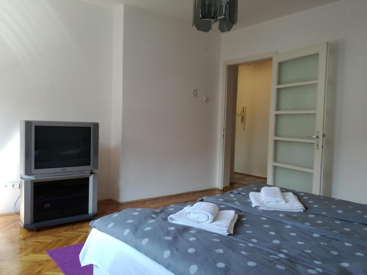 Apartman Ane Сараево Экстерьер фото